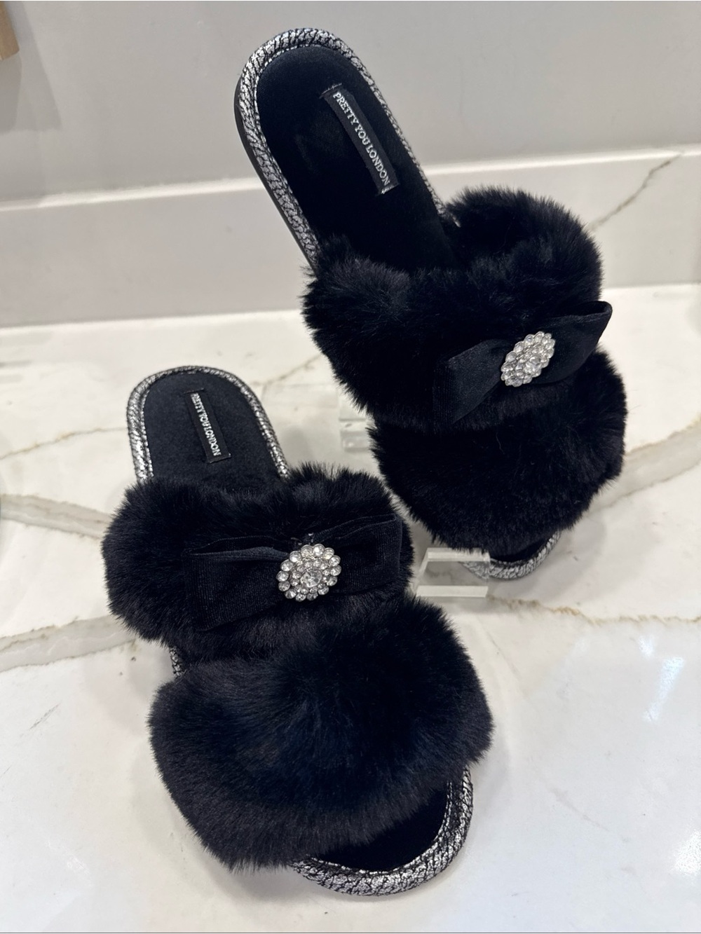 Pretty You London Black Slipper Double-Band Jeweled Embellishment Sz 8 NWOT